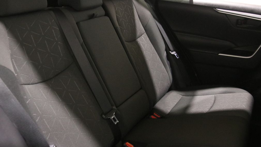 Toyota Rav 4 LE 2022 d&rsquo;occasion à vendre - 23