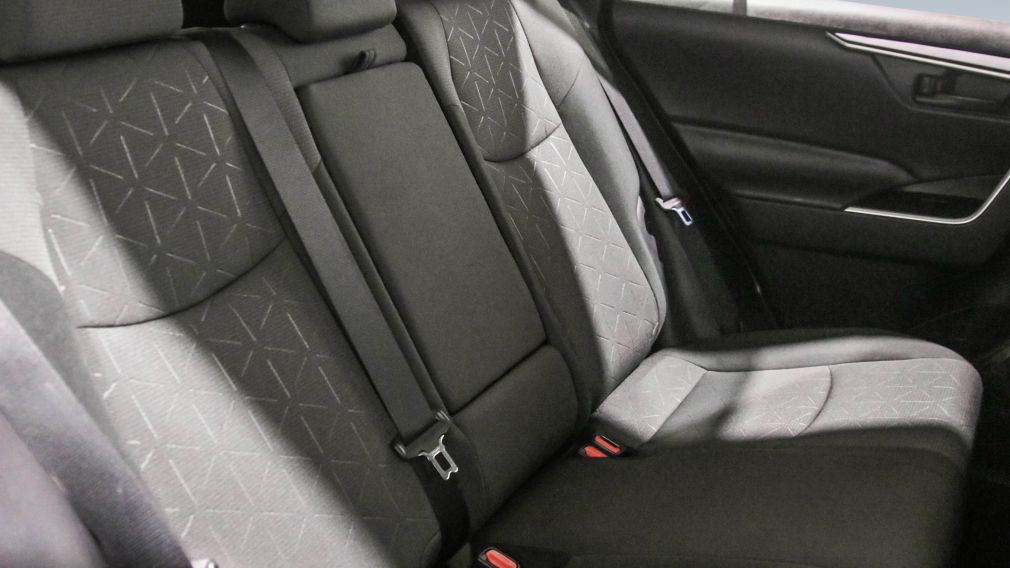 Toyota Rav 4 LE 2022 d&rsquo;occasion à vendre - 23