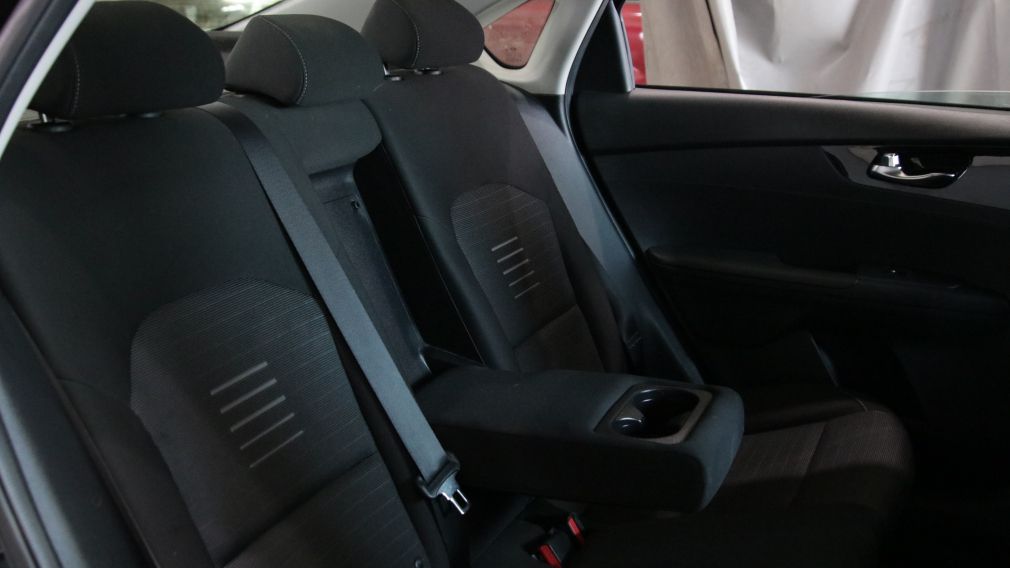 Kia Forte EX Premium 2021 d&rsquo;occasion à vendre - 21