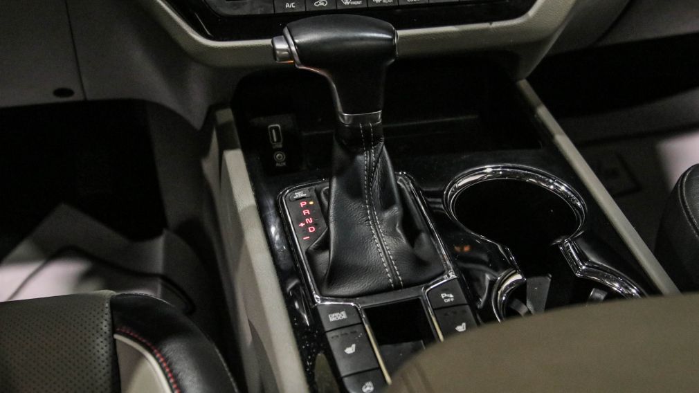 Kia Sedona SX+ 2019 d&rsquo;occasion à vendre - 21