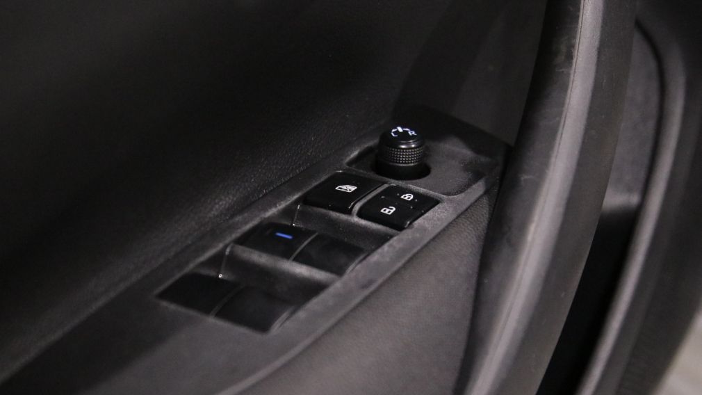 Toyota Corolla LE 2021 d&rsquo;occasion à vendre - 11