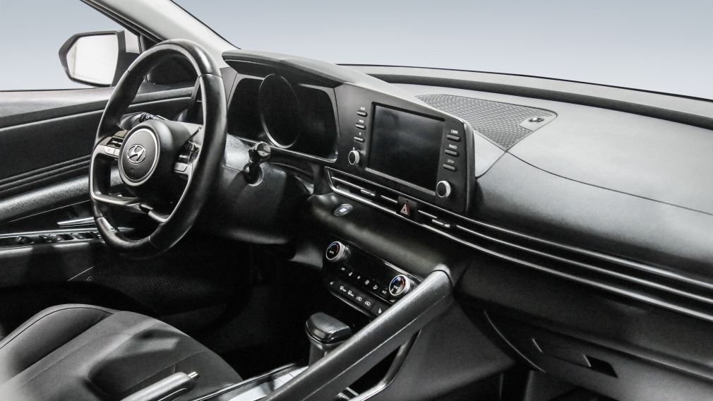 Hyundai Elantra Preferred 2022 d&rsquo;occasion à vendre - 23