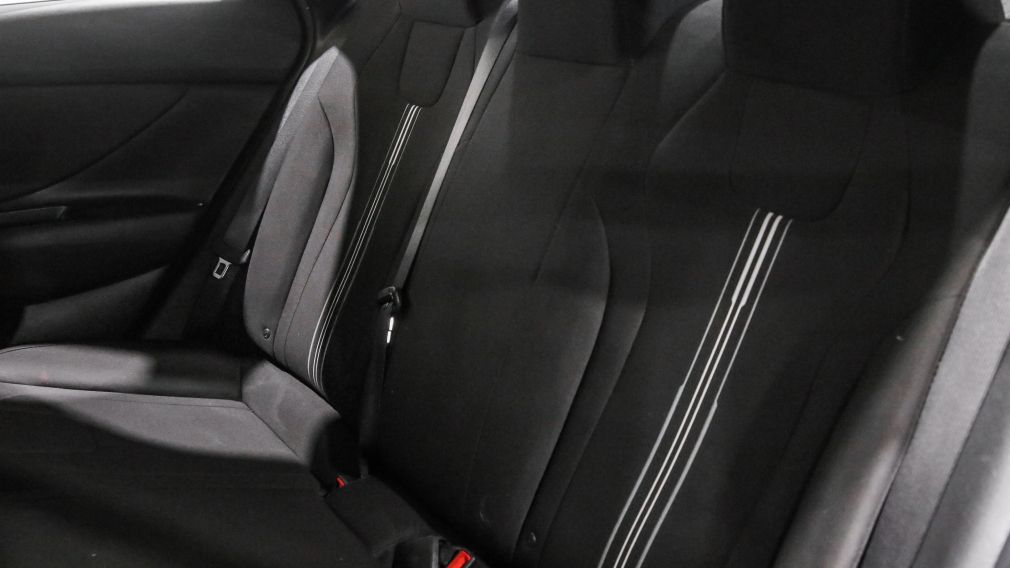 Hyundai Elantra Preferred 2021 d&rsquo;occasion à vendre - 20