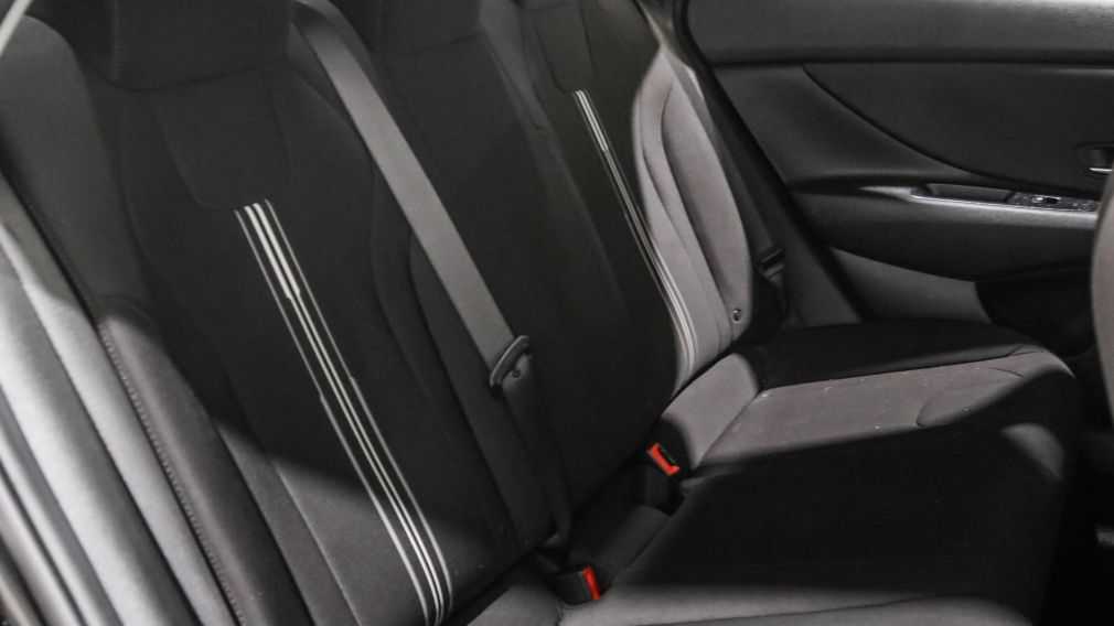 Hyundai Elantra Preferred 2021 d&rsquo;occasion à vendre - 21