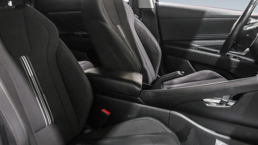 Hyundai Elantra Preferred 2021 d&rsquo;occasion à vendre - 22