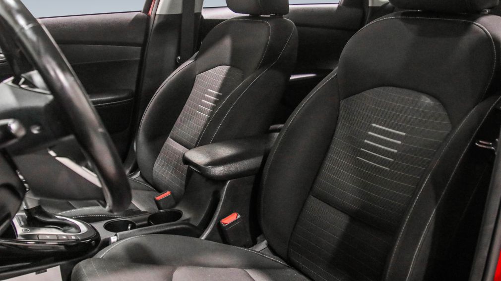 Kia Forte EX 2021 d&rsquo;occasion à vendre - 10