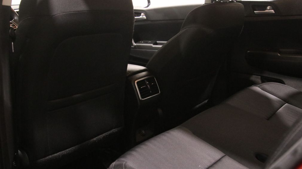 Kia Sportage LX 2021 d&rsquo;occasion à vendre - 19