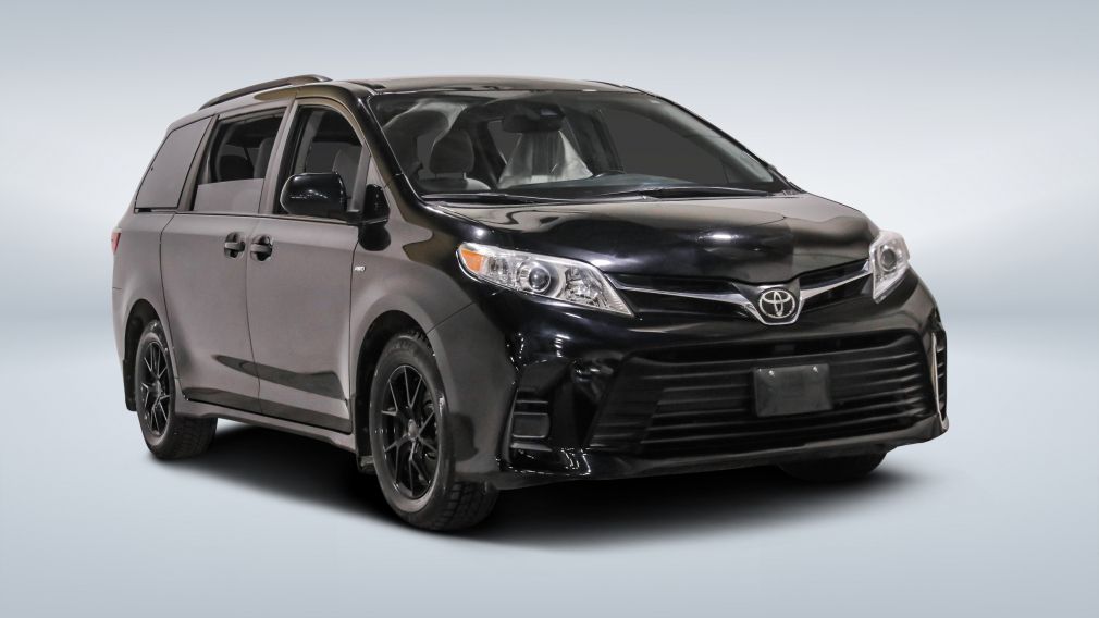 Toyota Sienna LE