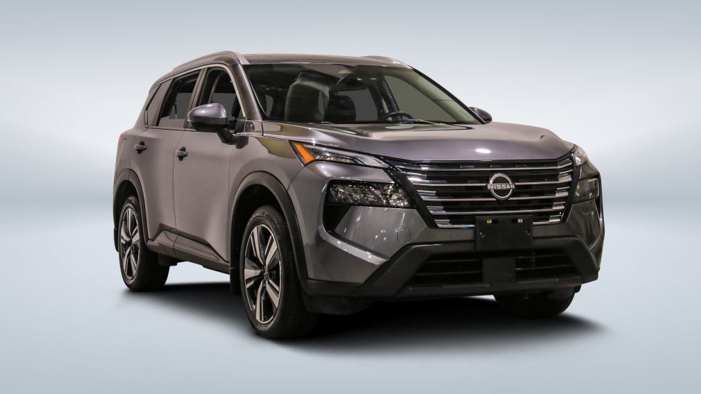 Nissan Rogue SV Moonroof