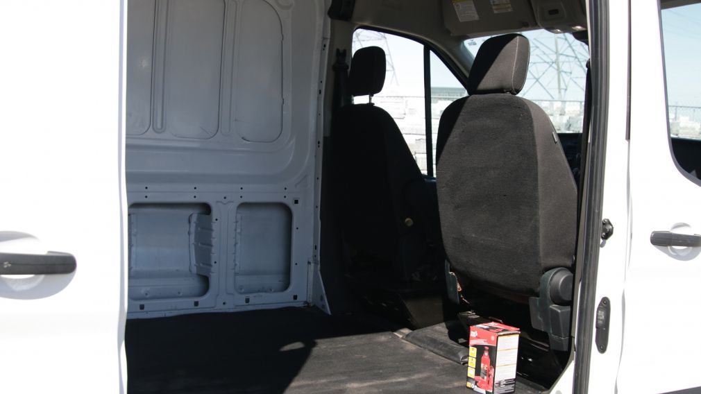 Ford TRANSIT T-250 148&Prime; Med Rf 9070 GVWR RWD 2023 d&rsquo;occasion à vendre - 20