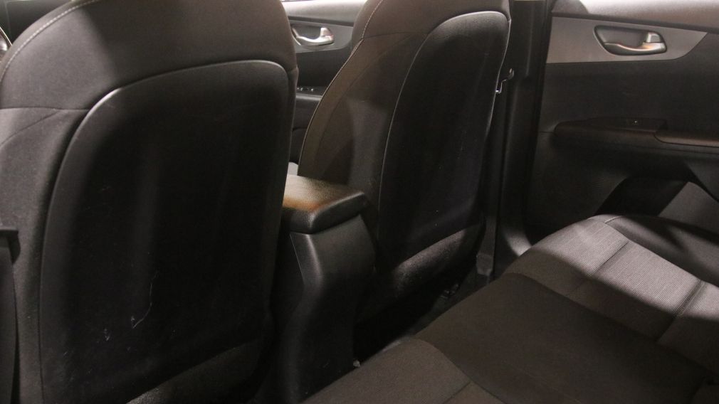 Kia Forte LX 2019 d&rsquo;occasion à vendre - 19