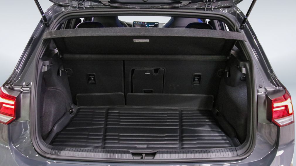 Volkswagen Golf R Black Edition 2026 d&rsquo;occasion à vendre - 21