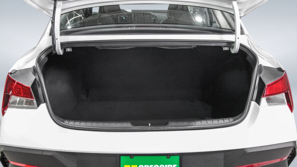 Hyundai Elantra Preferred 2025 d&rsquo;occasion à vendre - 20
