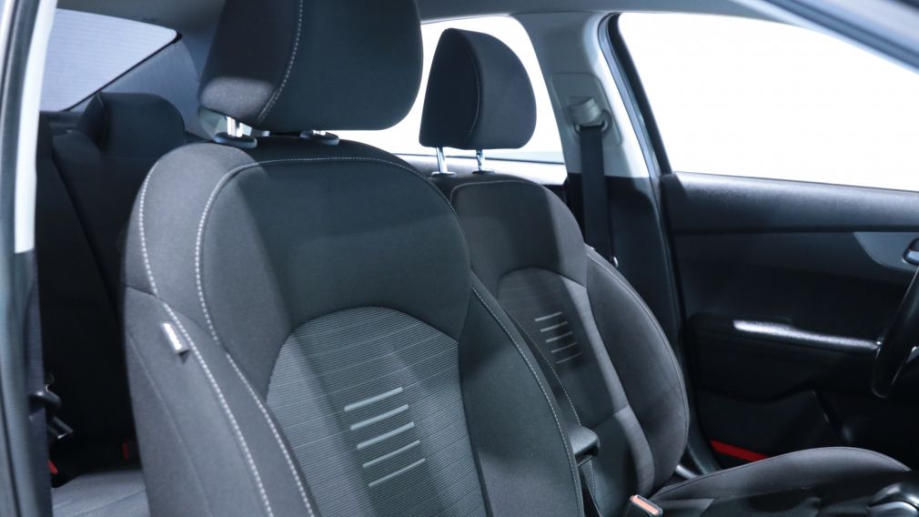 Kia Forte LX 2020 d&rsquo;occasion à vendre - 21