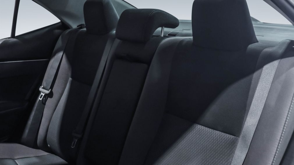 Toyota Corolla LE 2019 d&rsquo;occasion à vendre - 18