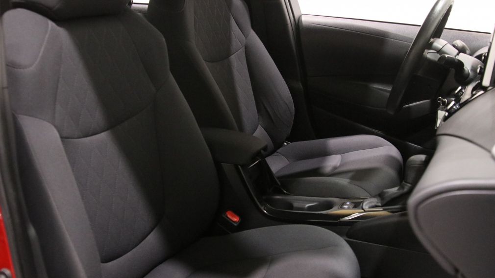 Toyota Corolla LE 2021 d&rsquo;occasion à vendre - 24