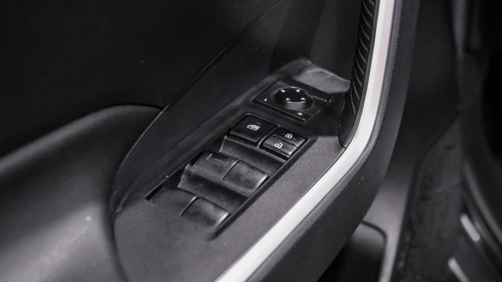 Toyota Rav 4 LE 2019 d&rsquo;occasion à vendre - 11