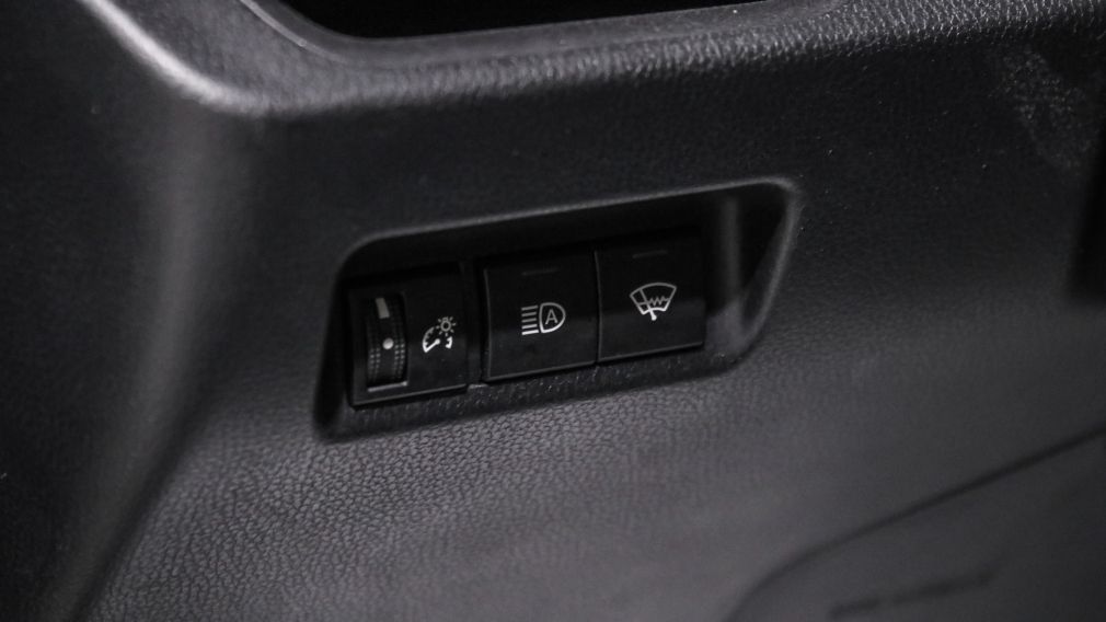 Toyota Rav 4 LE 2019 d&rsquo;occasion à vendre - 12