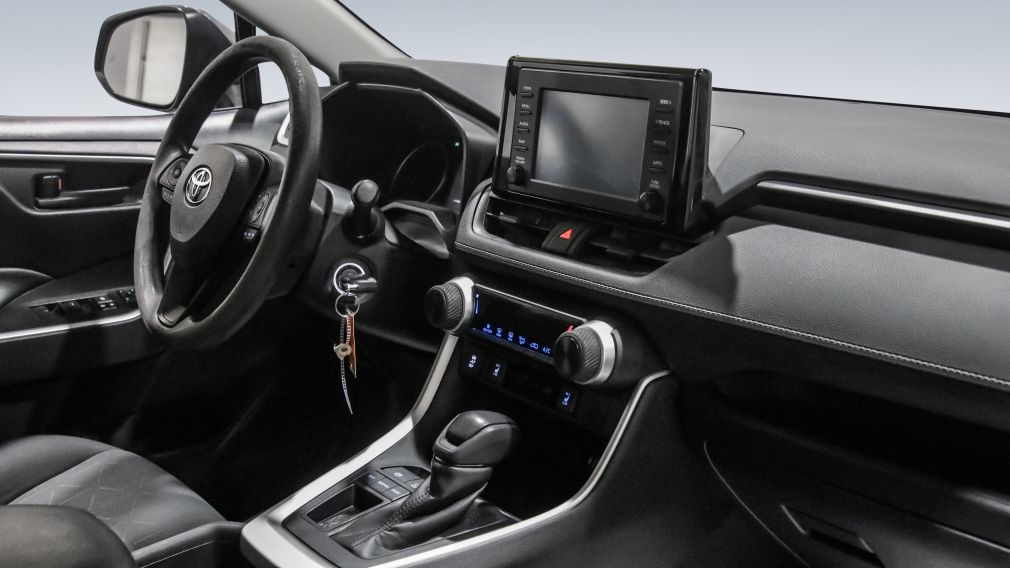 Toyota Rav 4 LE 2019 d&rsquo;occasion à vendre - 25