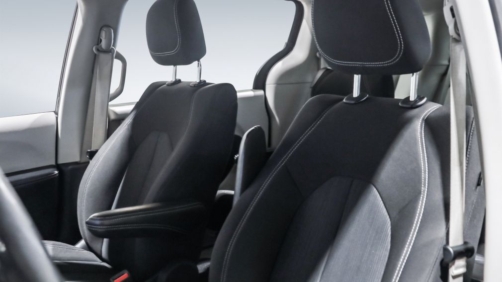Chrysler Grand Caravan SXT 2023 d&rsquo;occasion à vendre - 10