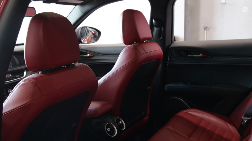 Alfa Romeo Stelvio Veloce 2022 d&rsquo;occasion à vendre - 22