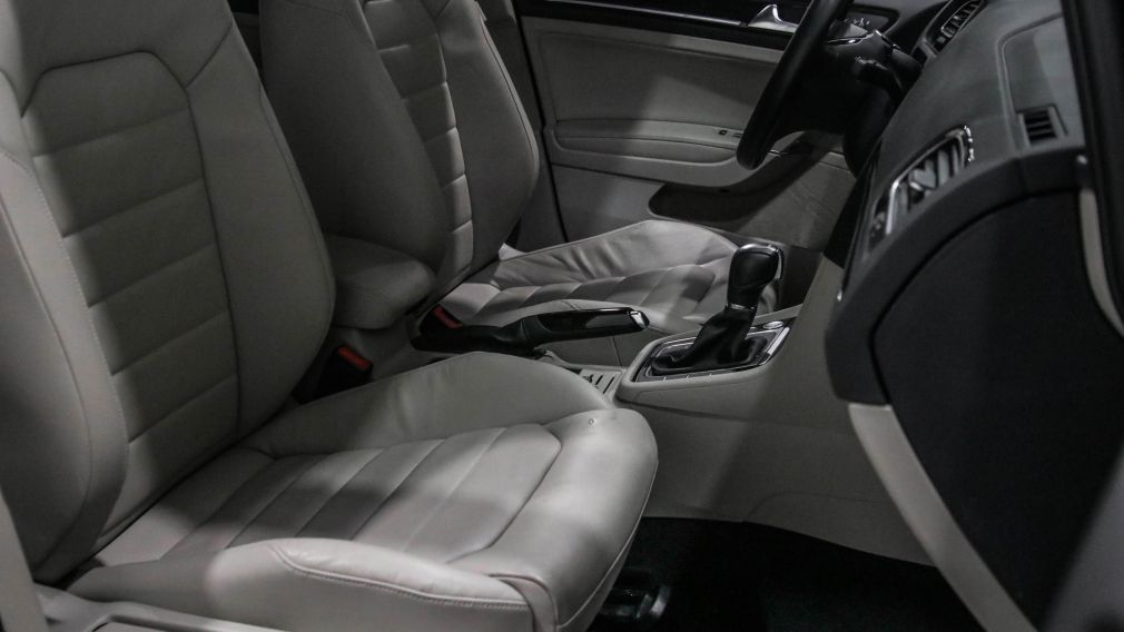 Volkswagen Golf Execline 2019 d&rsquo;occasion à vendre - 25