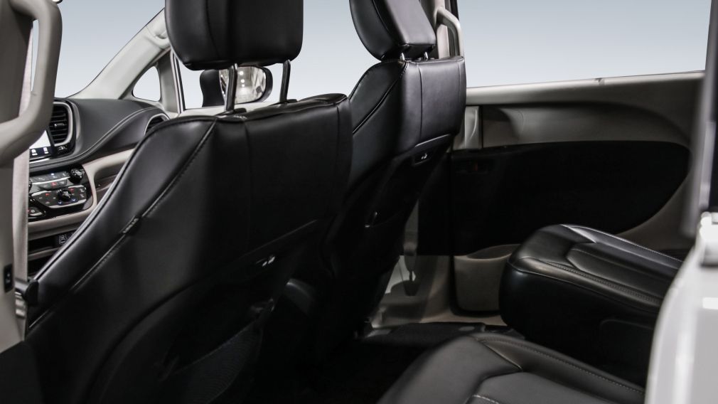Chrysler Pacifica Touring L 2023 d&rsquo;occasion à vendre - 18