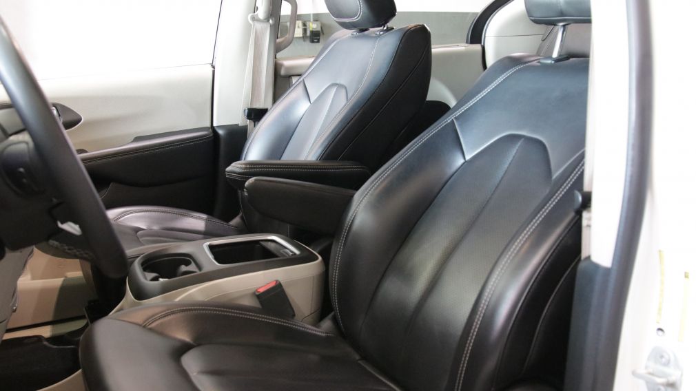 Chrysler Pacifica Touring L 2023 d&rsquo;occasion à vendre - 38
