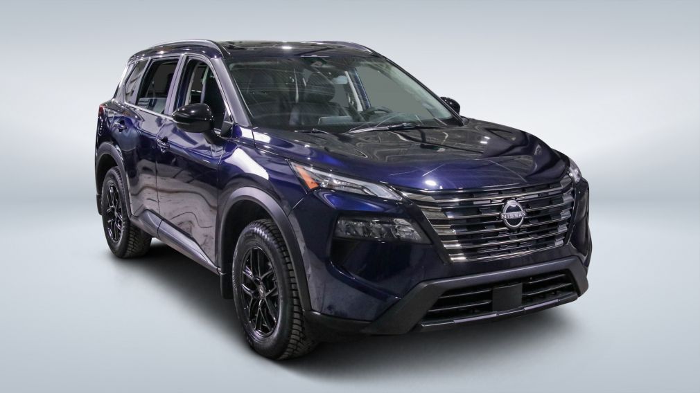 Nissan Rogue SV Moonroof