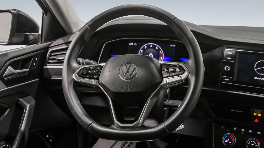 Volkswagen Jetta Trendline 2023 d&rsquo;occasion à vendre - 17
