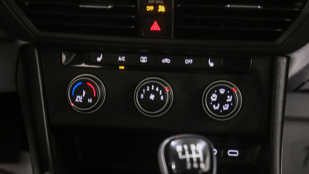 Volkswagen Jetta Trendline 2023 d&rsquo;occasion à vendre - 22