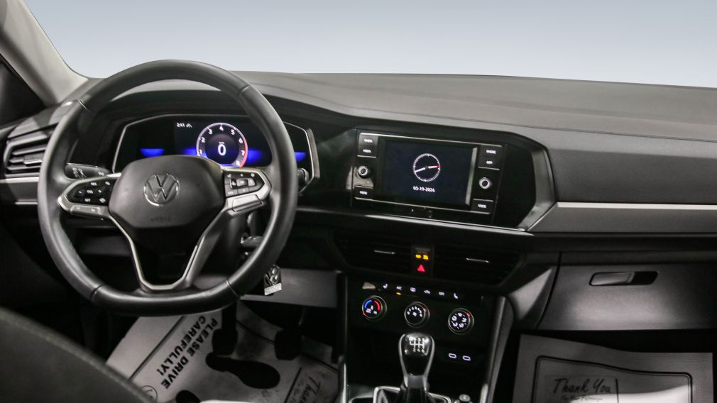 Volkswagen Jetta Trendline 2023 d&rsquo;occasion à vendre - 16