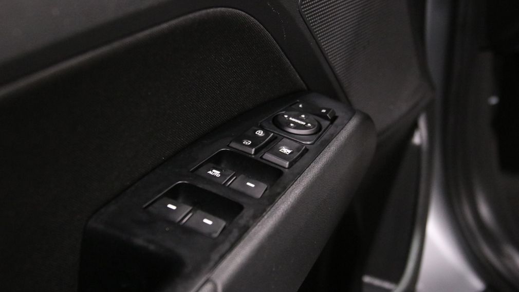 Hyundai Elantra Preferred w/Sun & Safety Package 2020 d&rsquo;occasion à vendre - 11
