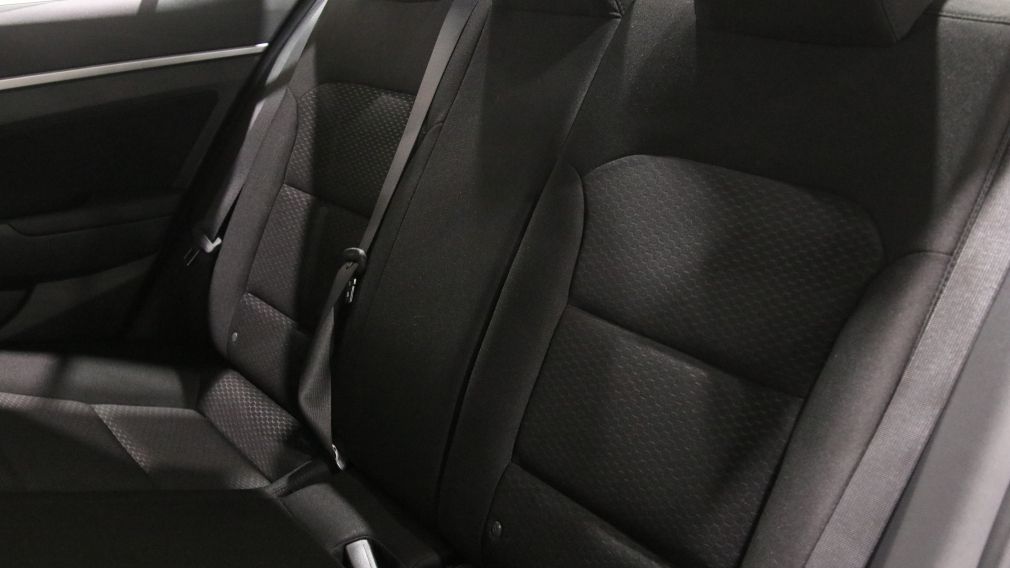 Hyundai Elantra Preferred w/Sun & Safety Package 2020 d&rsquo;occasion à vendre - 22