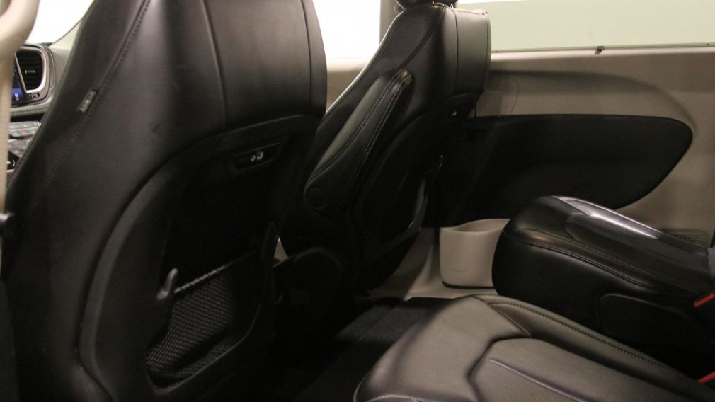 Chrysler Pacifica Touring L 2023 d&rsquo;occasion à vendre - 21