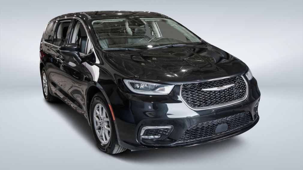 Chrysler Pacifica Touring L 2023 d&rsquo;occasion à vendre - 1