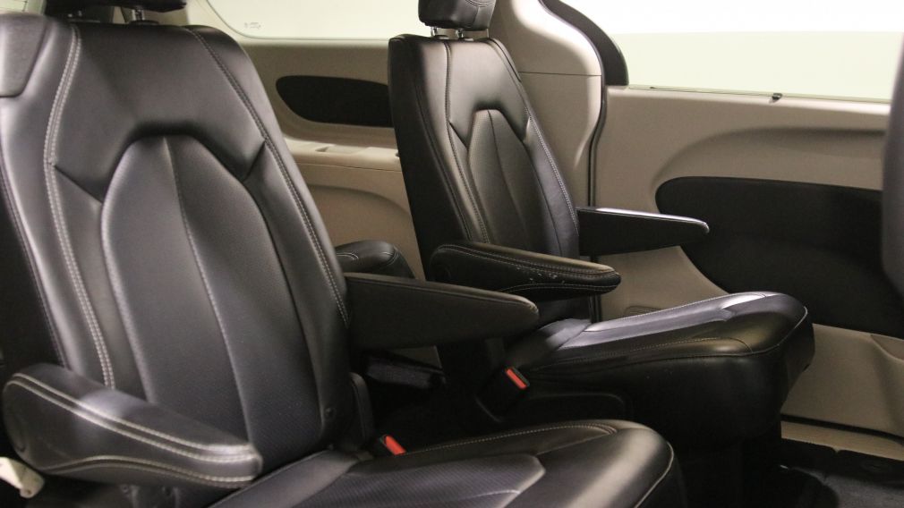 Chrysler Pacifica Touring L 2023 d&rsquo;occasion à vendre - 24