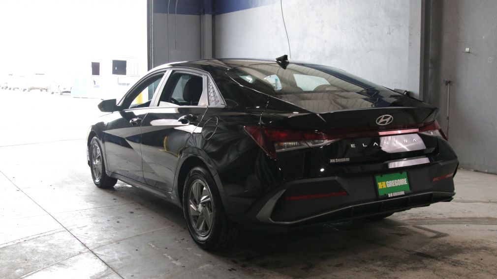 Hyundai Elantra Essential 2025 d&rsquo;occasion à vendre - 4