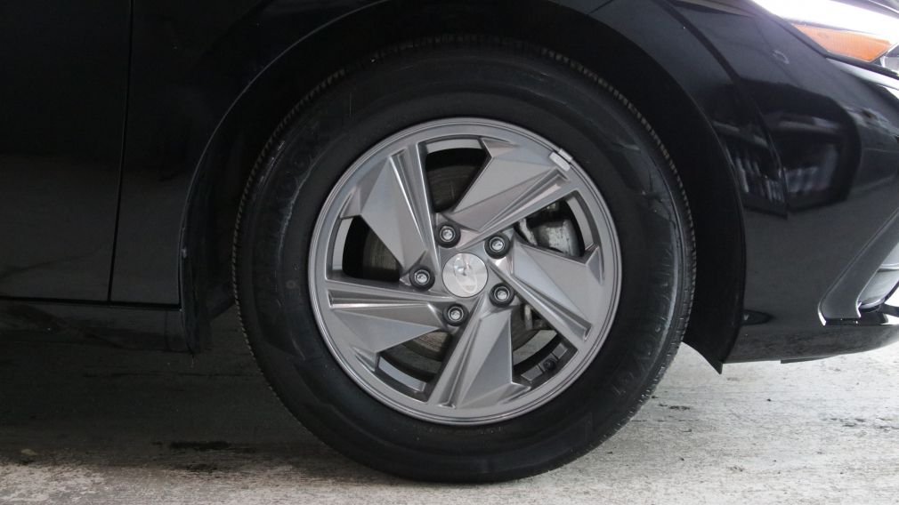 Hyundai Elantra Essential 2025 d&rsquo;occasion à vendre - 22
