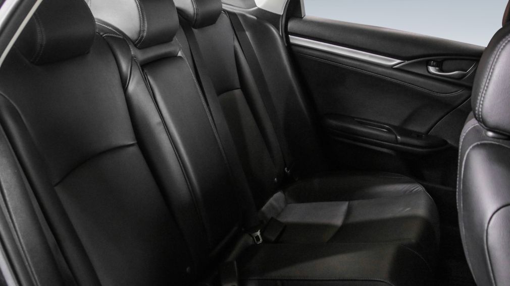 Honda Civic Touring 2019 d&rsquo;occasion à vendre - 23