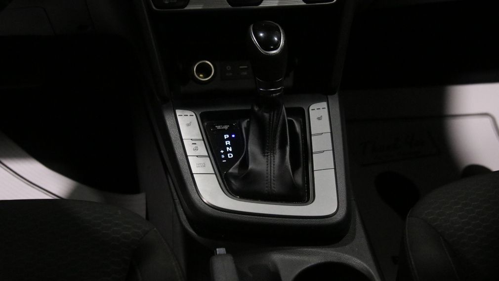 Hyundai Elantra Preferred 2019 d&rsquo;occasion à vendre - 20