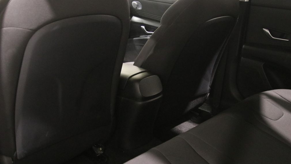 Hyundai Elantra Preferred 2022 d&rsquo;occasion à vendre - 21