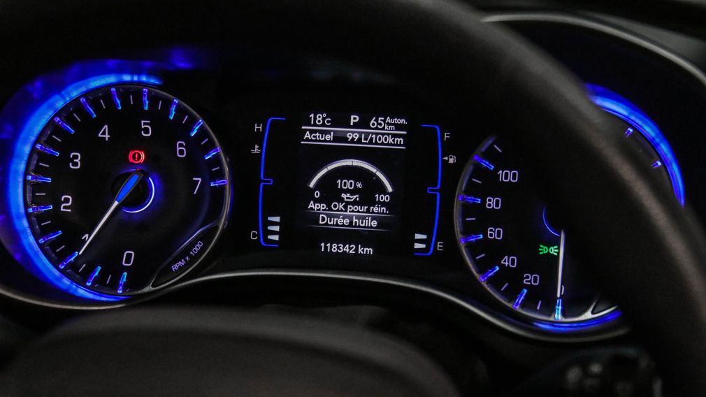 Chrysler Pacifica Touring 2020 d&rsquo;occasion à vendre - 18