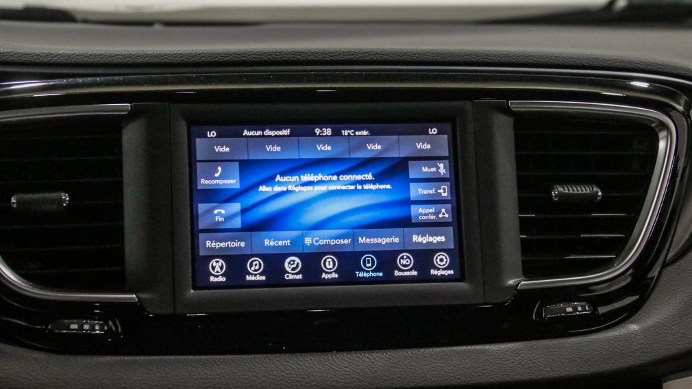Chrysler Pacifica Touring 2020 d&rsquo;occasion à vendre - 19