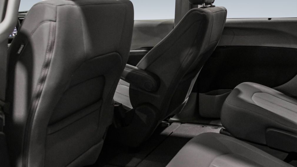 Chrysler Pacifica Touring 2020 d&rsquo;occasion à vendre - 21