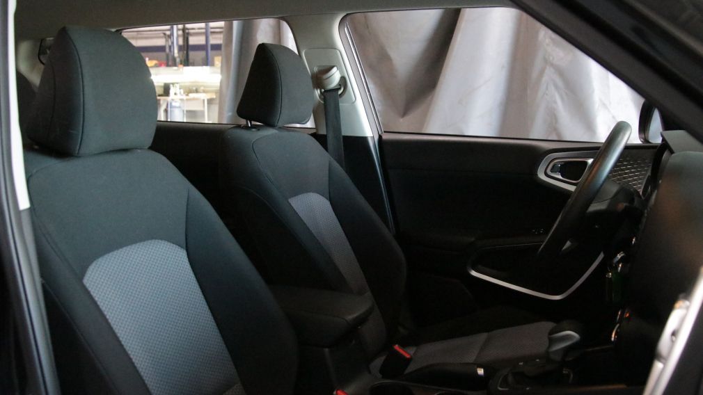 Kia Soul LX 2023 d&rsquo;occasion à vendre - 22