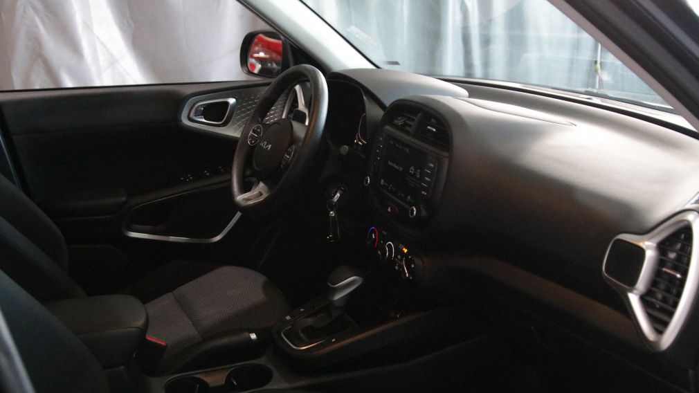 Kia Soul LX 2023 d&rsquo;occasion à vendre - 21