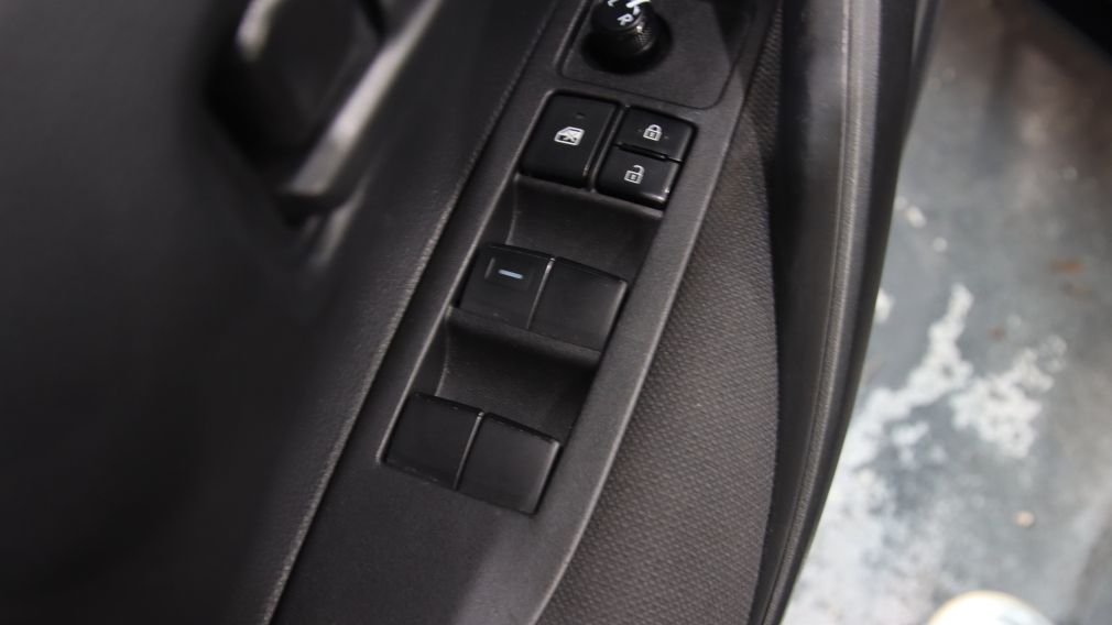 Toyota Corolla Hybrid LE 2023 d&rsquo;occasion à vendre - 39