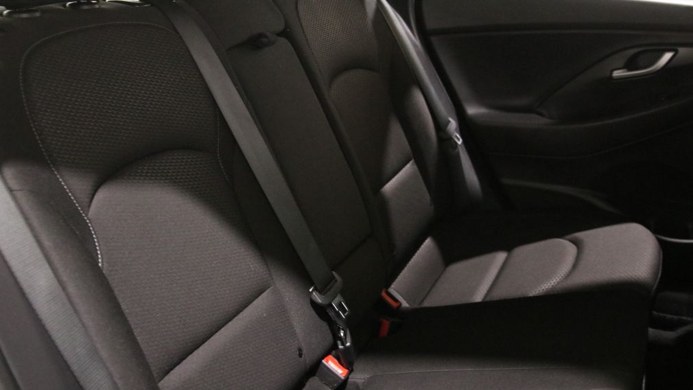 Hyundai Elantra Preferred 2019 d&rsquo;occasion à vendre - 22