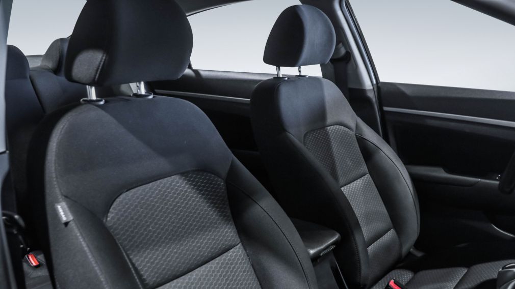 Hyundai Elantra Preferred 2020 d&rsquo;occasion à vendre - 21